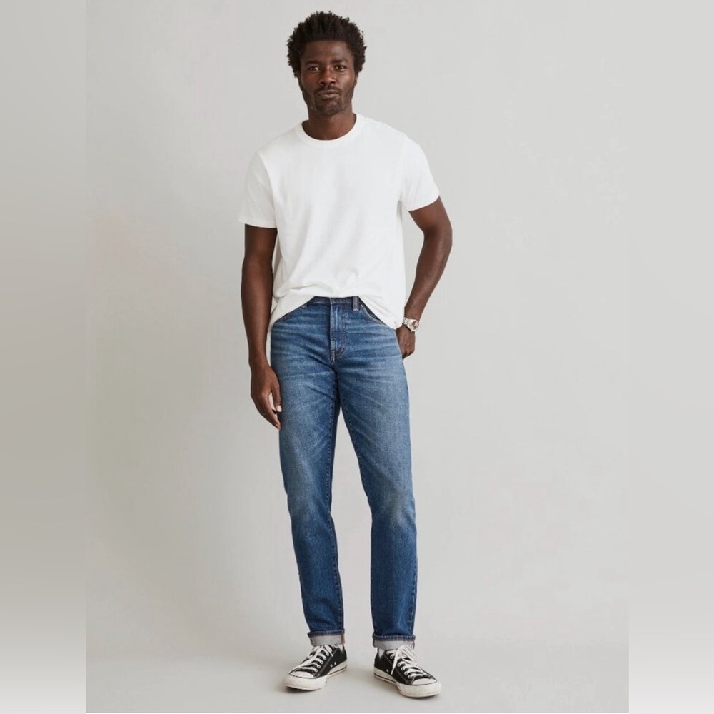 Madewell Athletic Slim Jeans - 33x32 Manorford wash